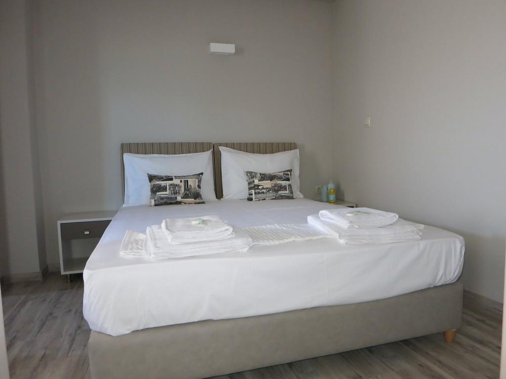 Pantheon Aparthotel La Canea Habitación foto